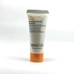 شوینده اسکراب طراوت‌بخش سالیسیلیک اسید (سایز مسافرتی)